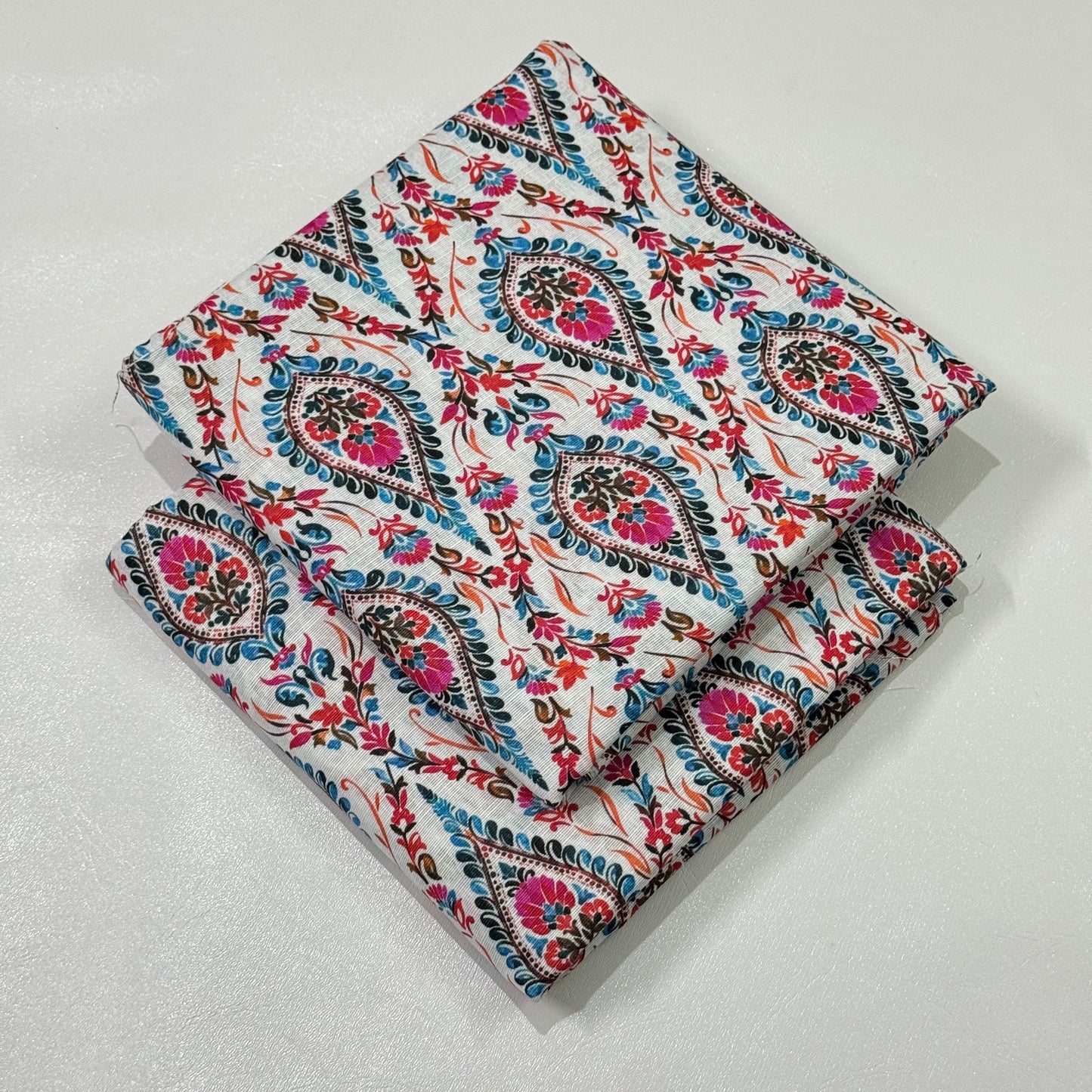 2 Pc Khaddar All Over Print Suit