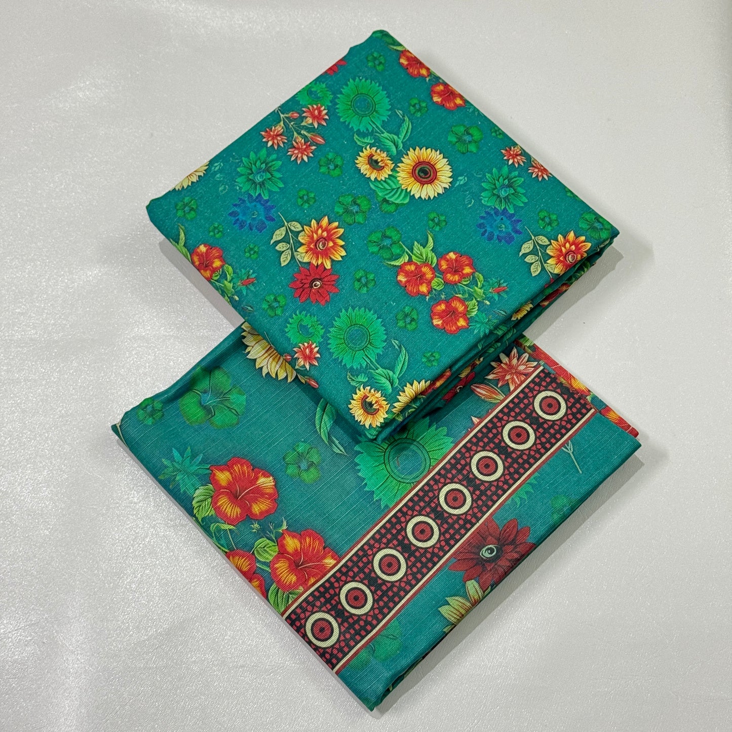 3 Pc Khaddar Printed All Over Suit