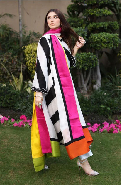 3 Piece Unstitched Digital Printed Viscose Suit ( Digital Printed Viscose Dupatta )