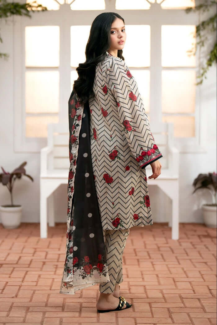 BK 178-3 Piece Unstitched Digital Printed Khaddar Suit ( Printed Khaddar Dupatta )